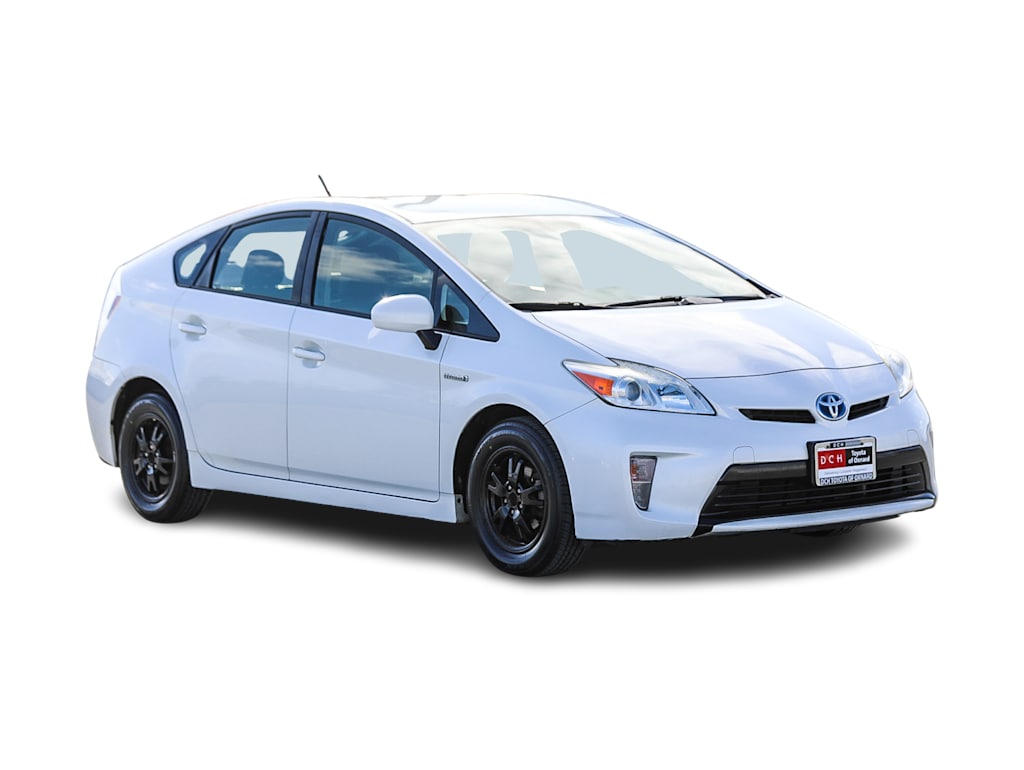 Thumbnail: 2015 Toyota Prius - 18
