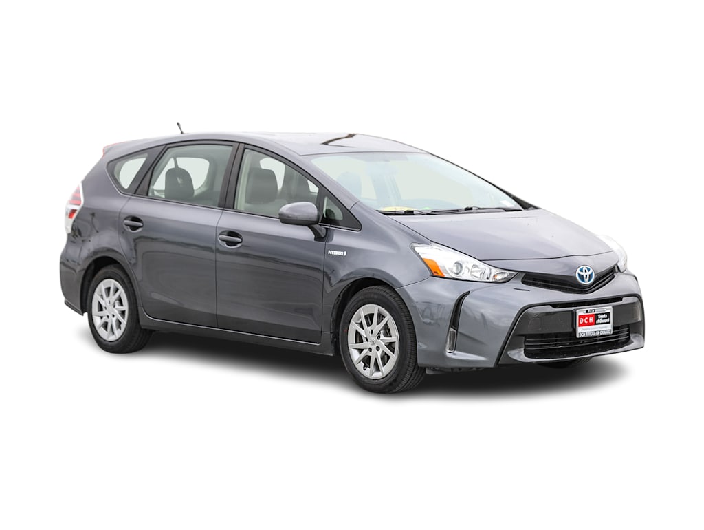 Thumbnail: 2015 Toyota Prius v - 16