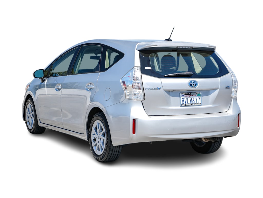 Thumbnail: 2013 Toyota Prius v - 3