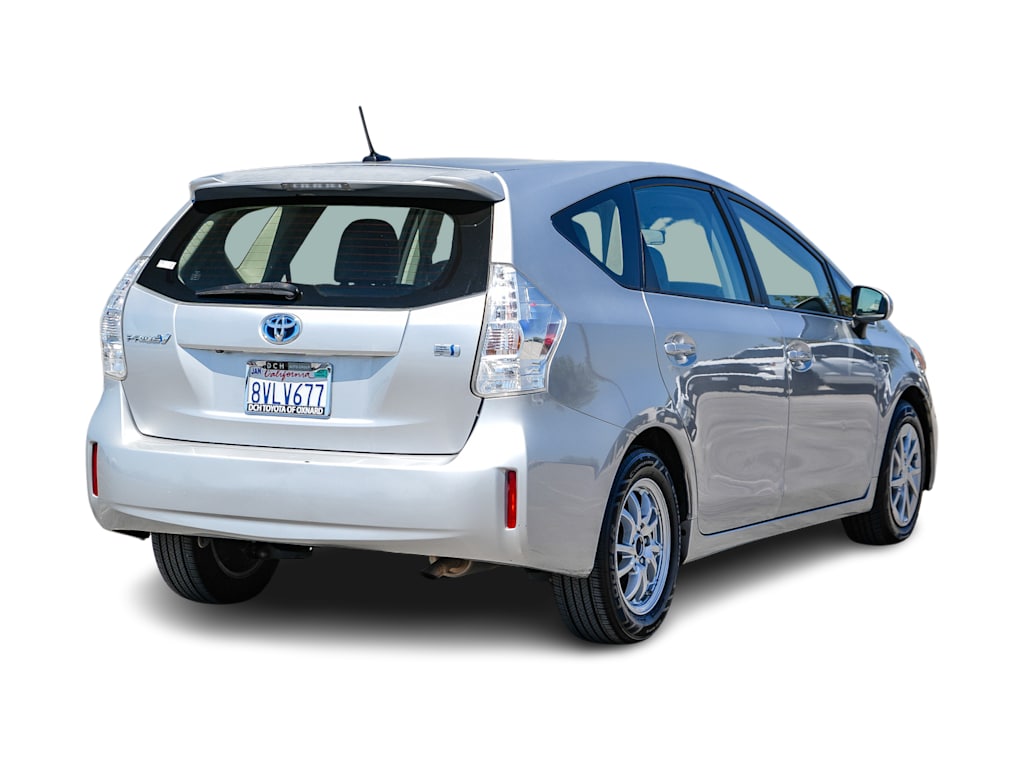 Thumbnail: 2013 Toyota Prius v - 21