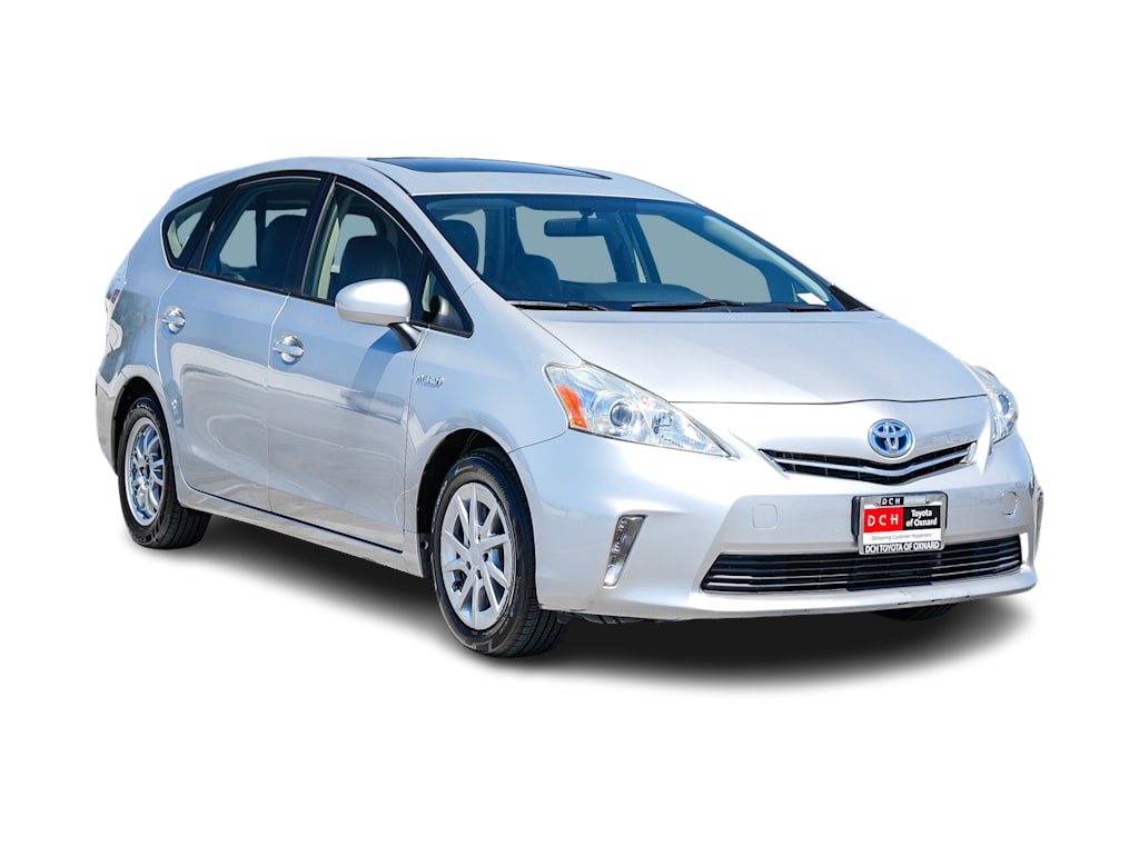 Thumbnail: 2013 Toyota Prius v - 18