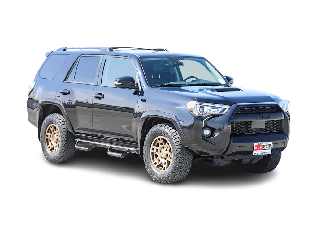 Thumbnail: 2022 Toyota 4Runner - 17