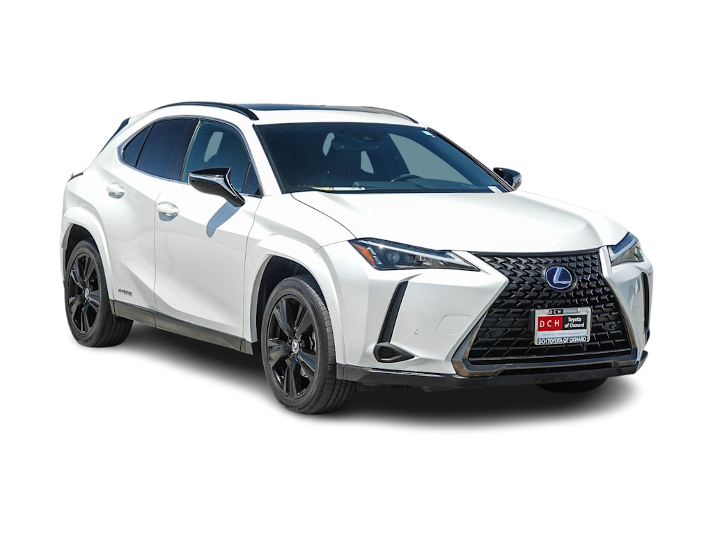 Thumbnail: 2021 Lexus UX - 18