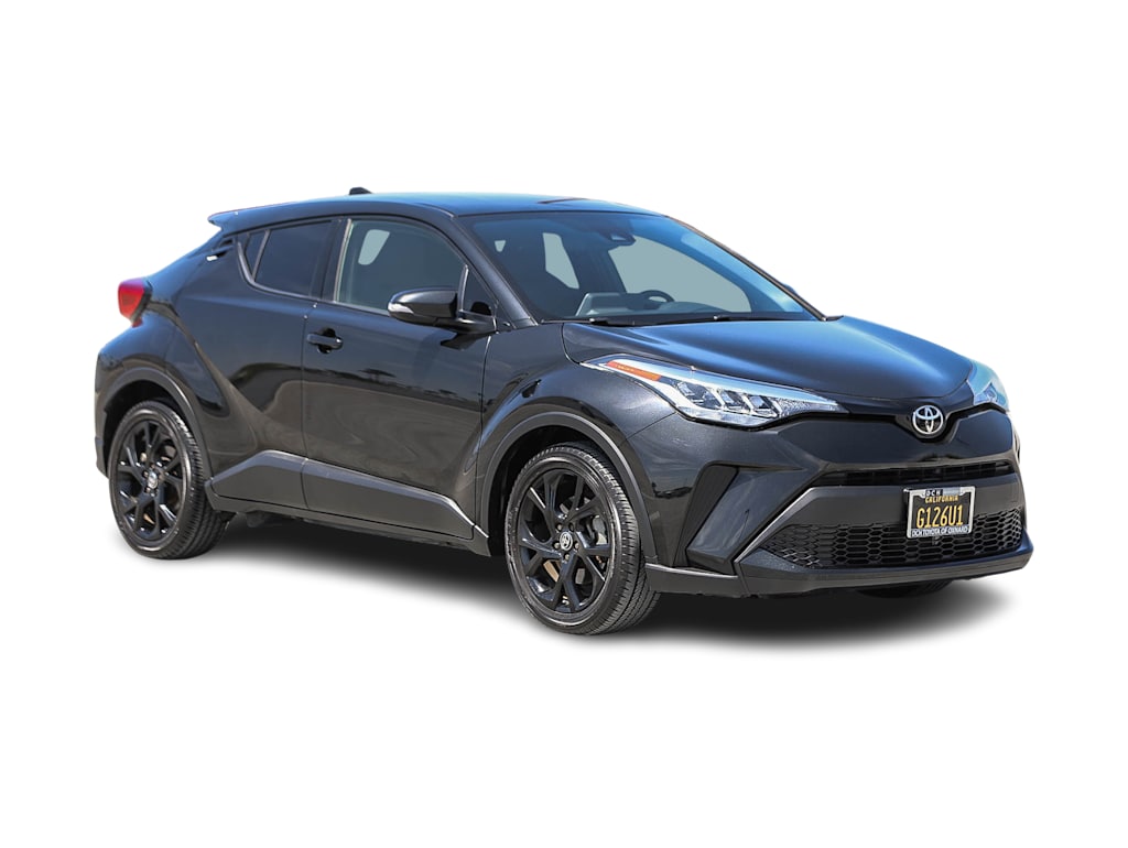 Thumbnail: 2022 Toyota C-HR - 17