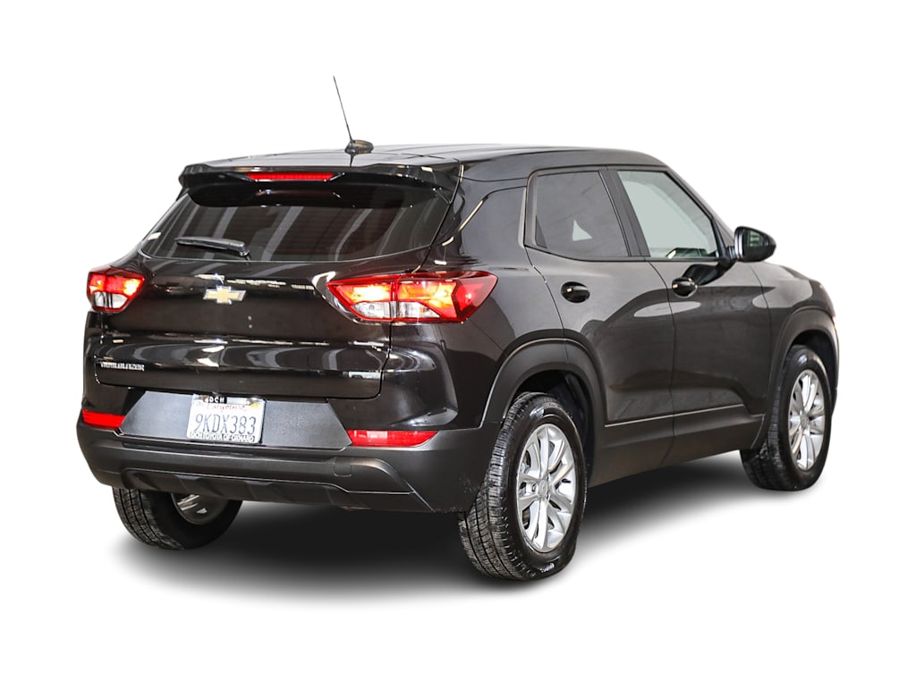 Thumbnail: 2024 Chevrolet TrailBlazer - 17