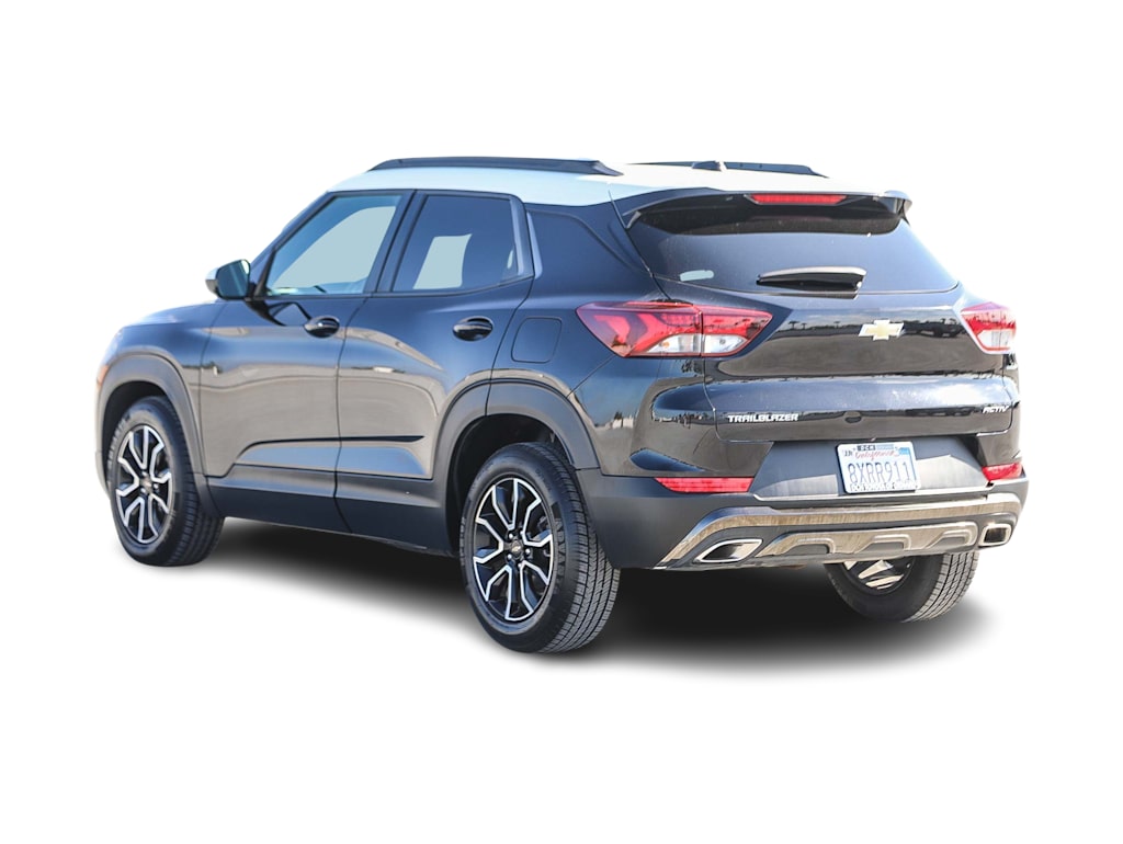 Thumbnail: 2021 Chevrolet TrailBlazer - 3