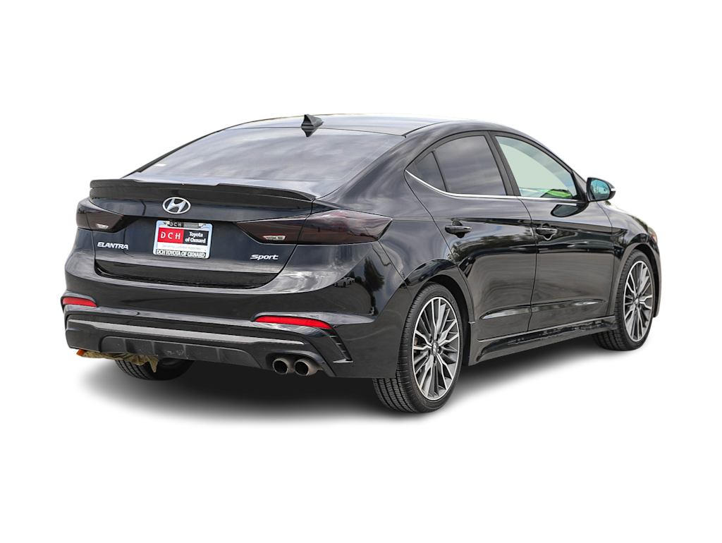 Thumbnail: 2018 Hyundai Elantra - 18
