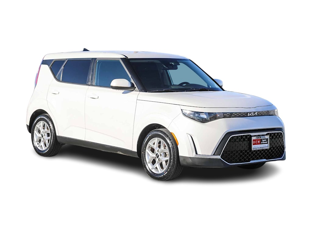 Thumbnail: 2023 Kia Soul - 16