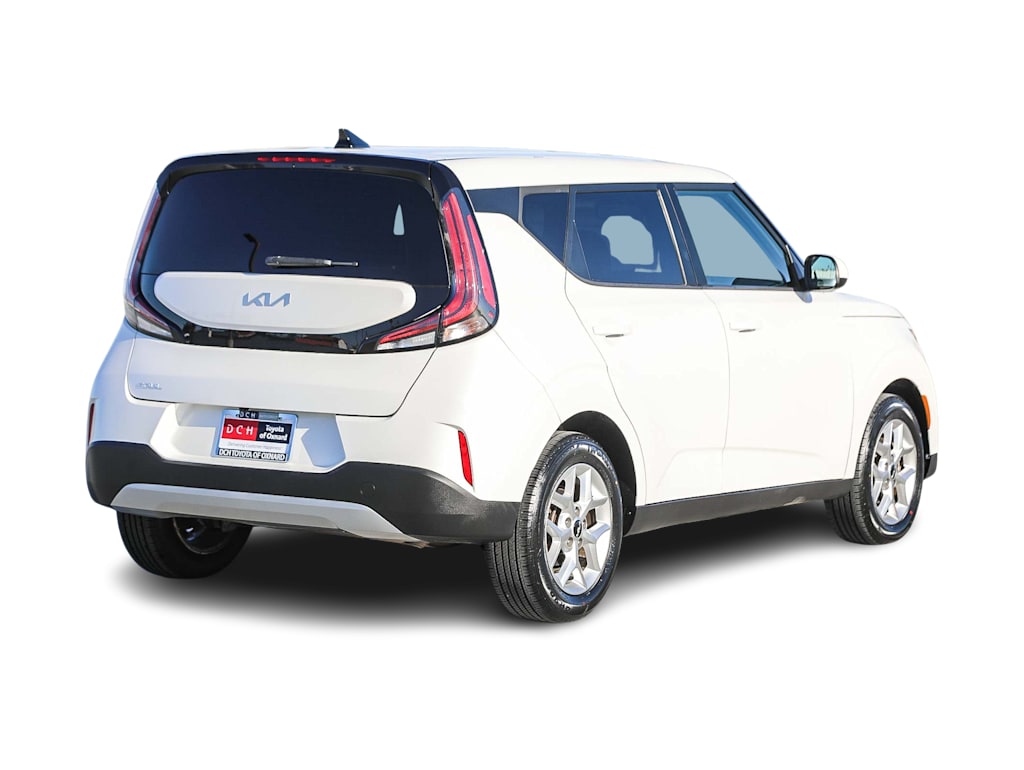Thumbnail: 2023 Kia Soul - 17