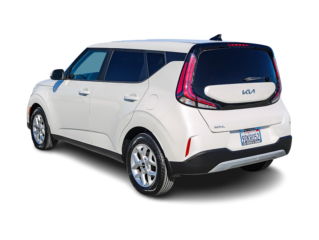 Thumbnail: 2023 Kia Soul - 3