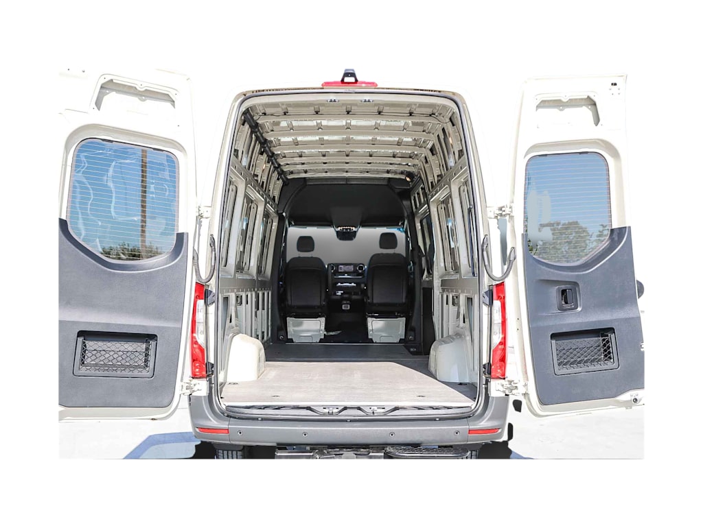 Thumbnail: 2022 Mercedes-Benz Sprinter - 13