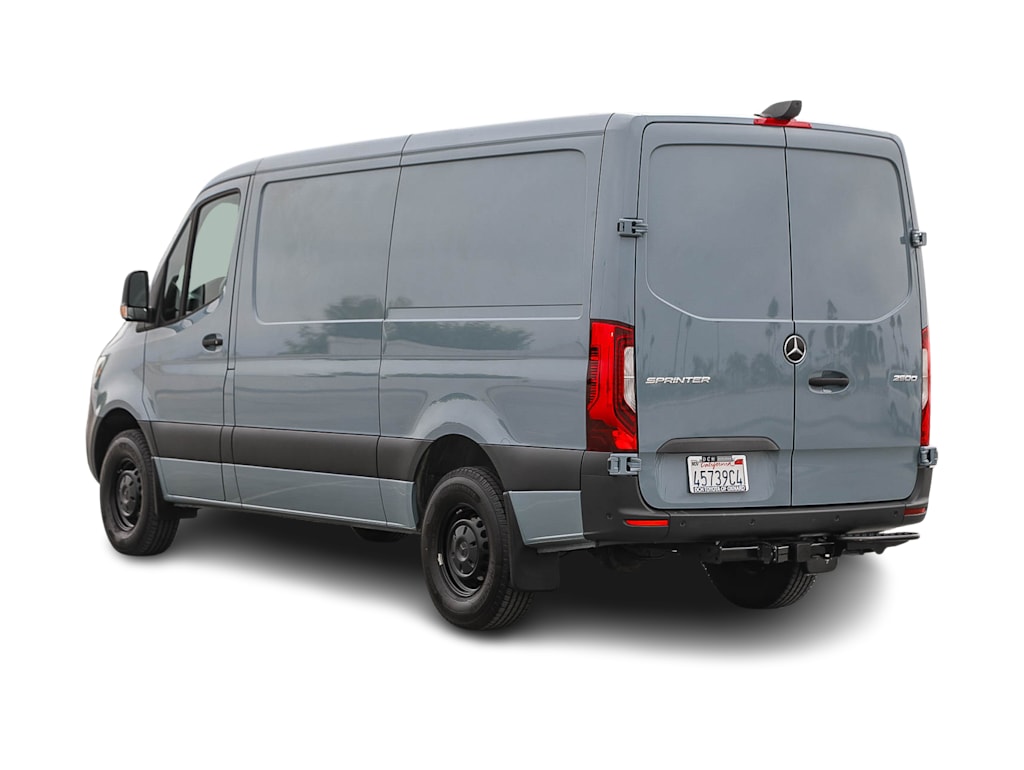 Thumbnail: 2024 Mercedes-Benz Sprinter - 3