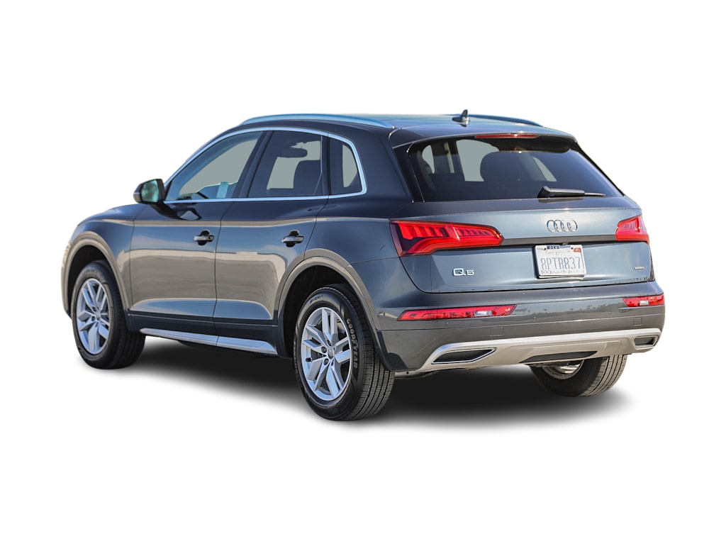 Thumbnail: 2020 Audi Q5 - 3