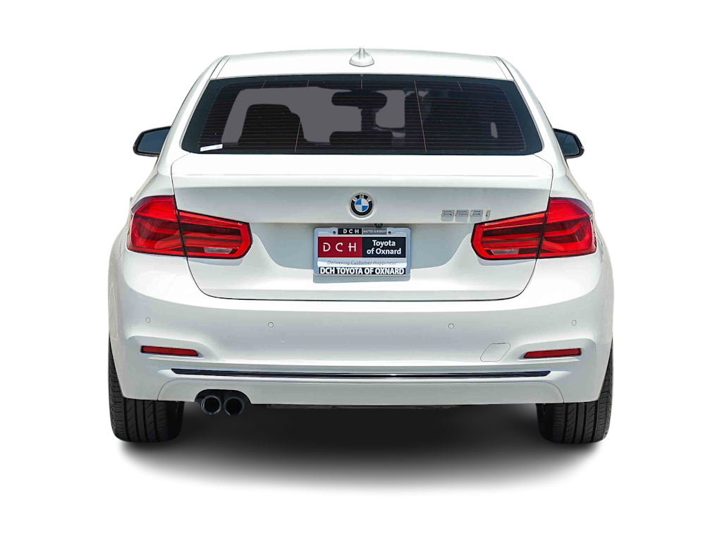 Thumbnail: 2016 BMW 3 Series - 4