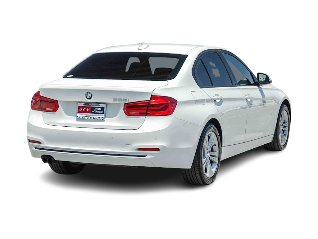 Thumbnail: 2016 BMW 3 Series - 19