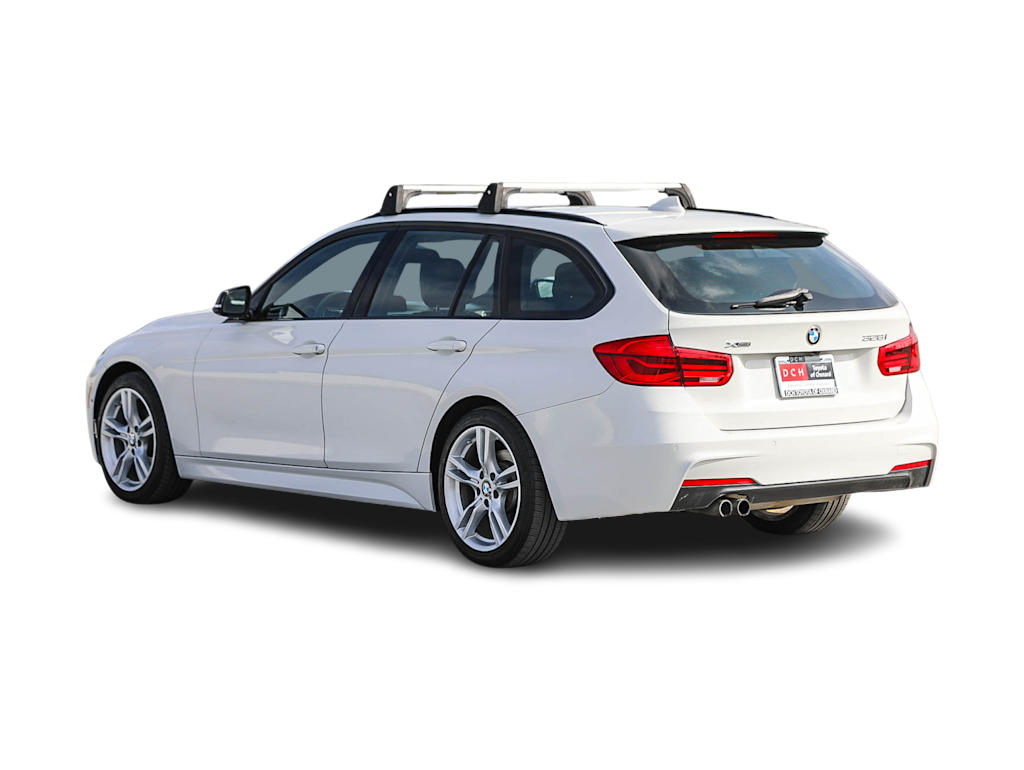 Thumbnail: 2016 BMW 3 Series - 3