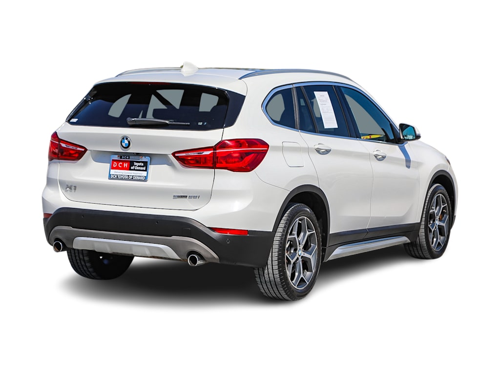 Thumbnail: 2019 BMW X1 - 18