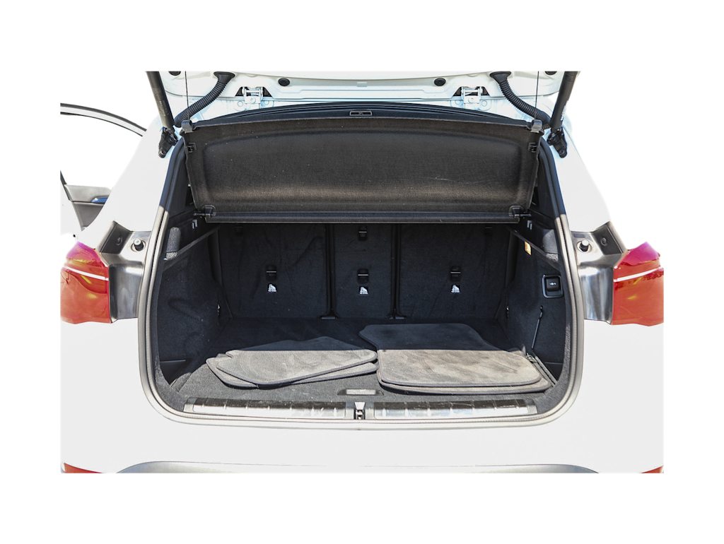 Thumbnail: 2019 BMW X1 - 16