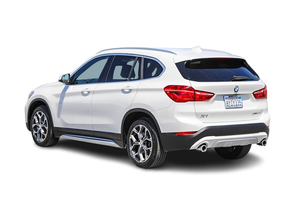 Thumbnail: 2021 BMW X1 - 3
