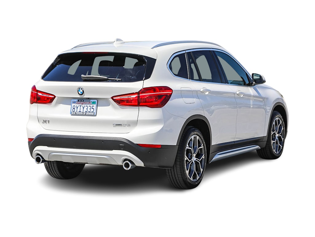 Thumbnail: 2021 BMW X1 - 18