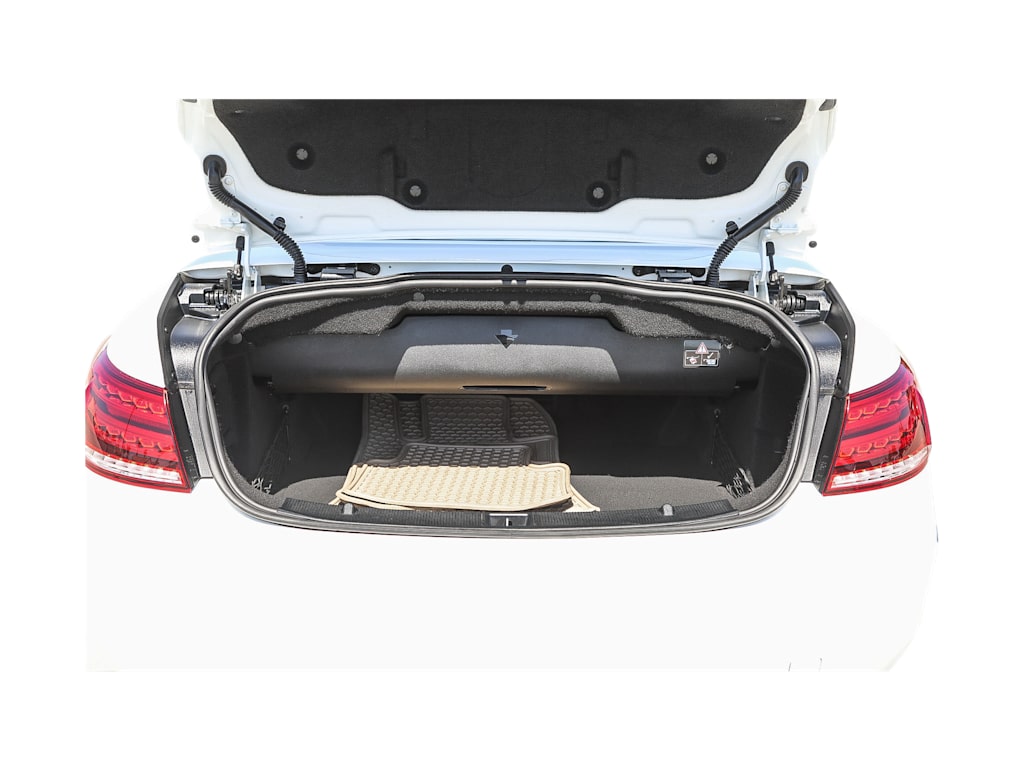 Thumbnail: 2015 Mercedes-Benz E-Class - 14
