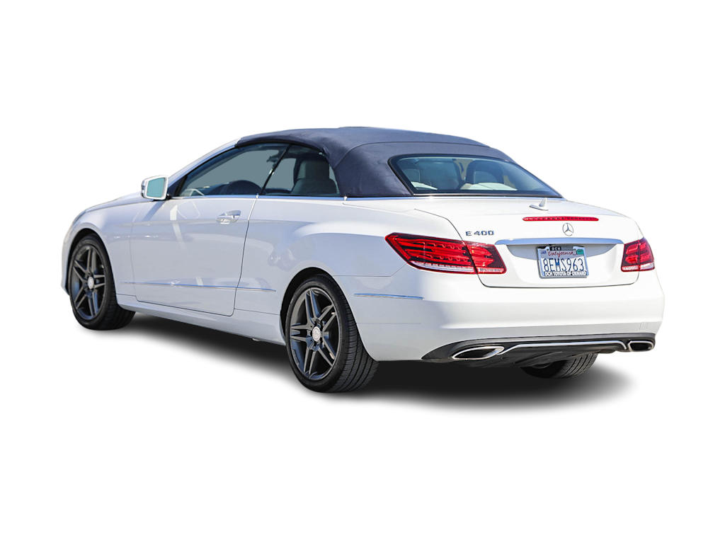 Thumbnail: 2015 Mercedes-Benz E-Class - 3