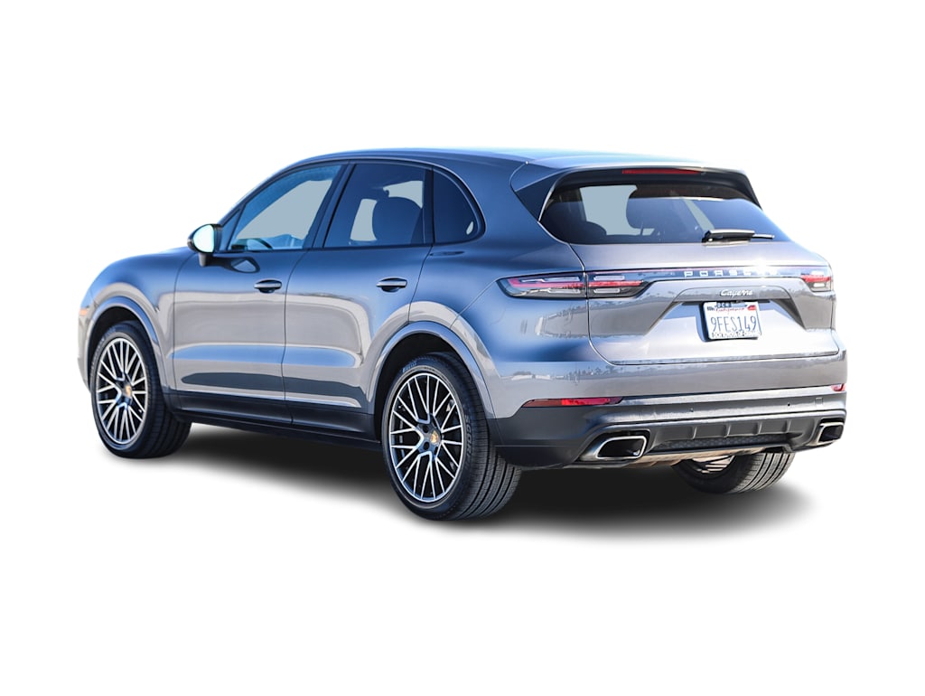 Thumbnail: 2019 Porsche Cayenne - 3