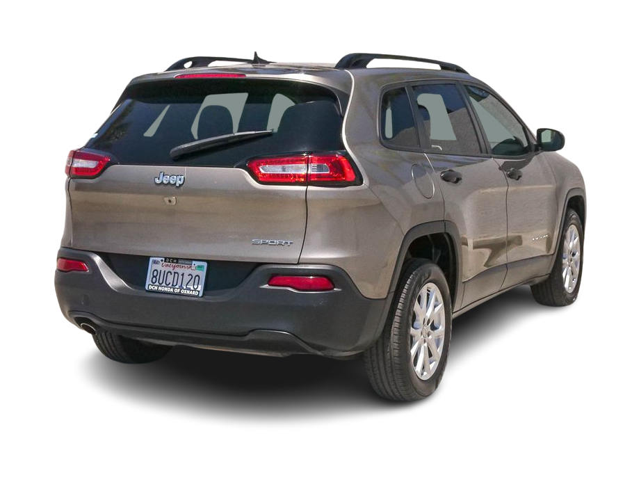 Thumbnail: 2016 Jeep Cherokee - 19