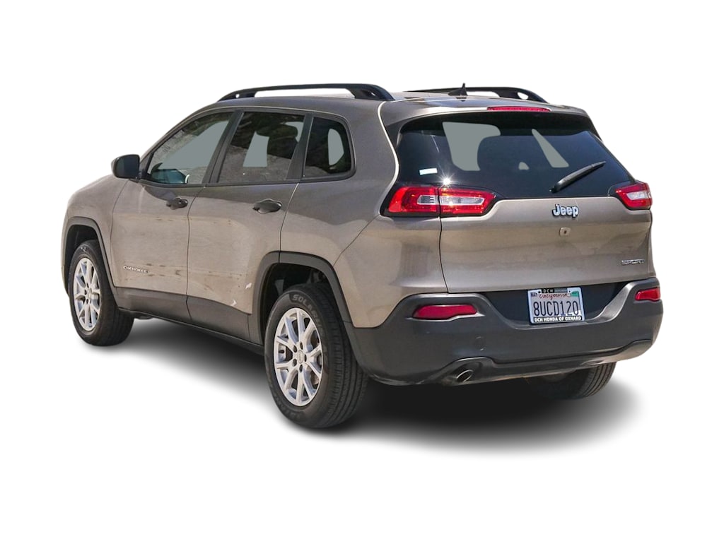 Thumbnail: 2016 Jeep Cherokee - 3