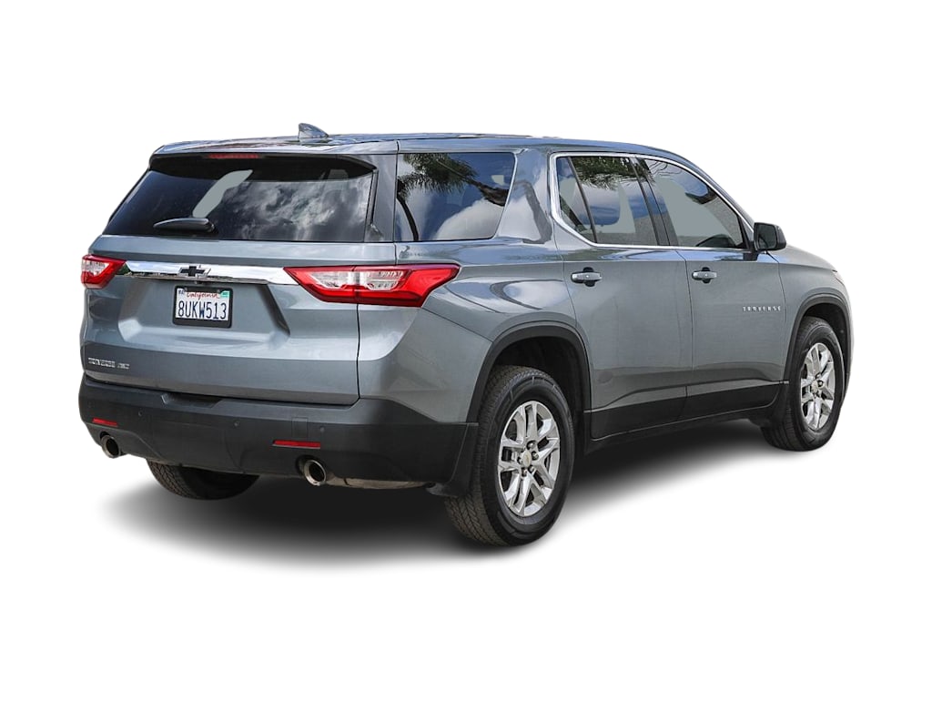 Thumbnail: 2021 Chevrolet Traverse - 8