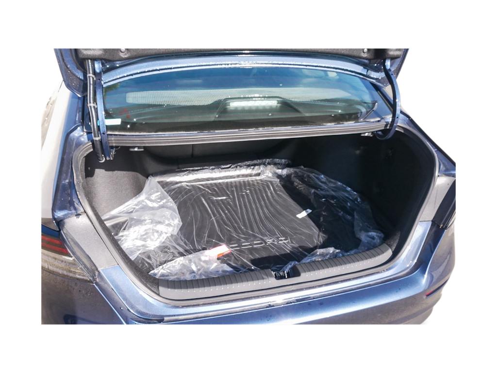 2025 Honda Accord SE 16