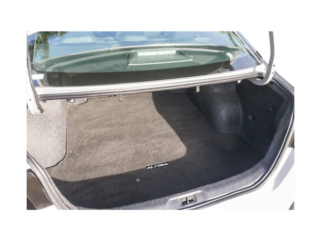 Thumbnail: 2022 Nissan Altima - 14