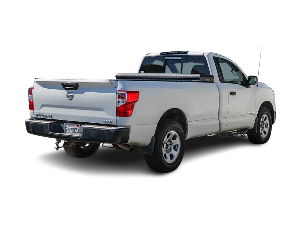 Thumbnail: 2017 Nissan Titan - 8