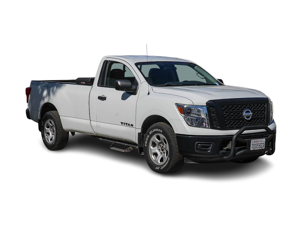 Thumbnail: 2017 Nissan Titan - 7
