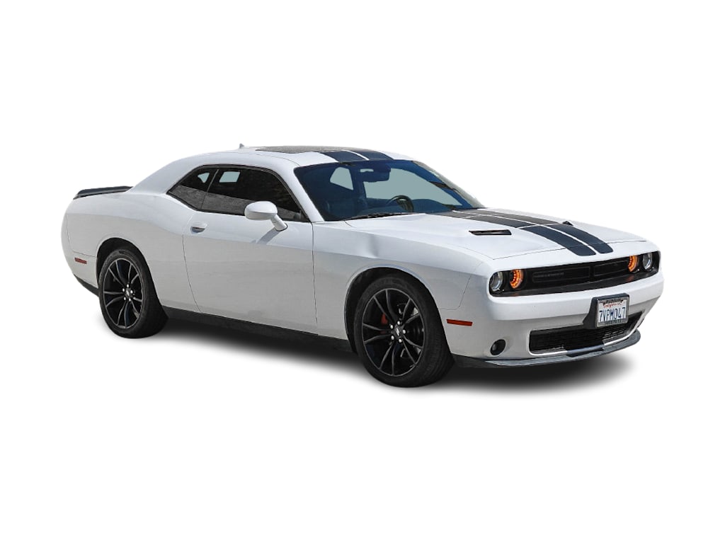 Thumbnail: 2016 Dodge Challenger - 8
