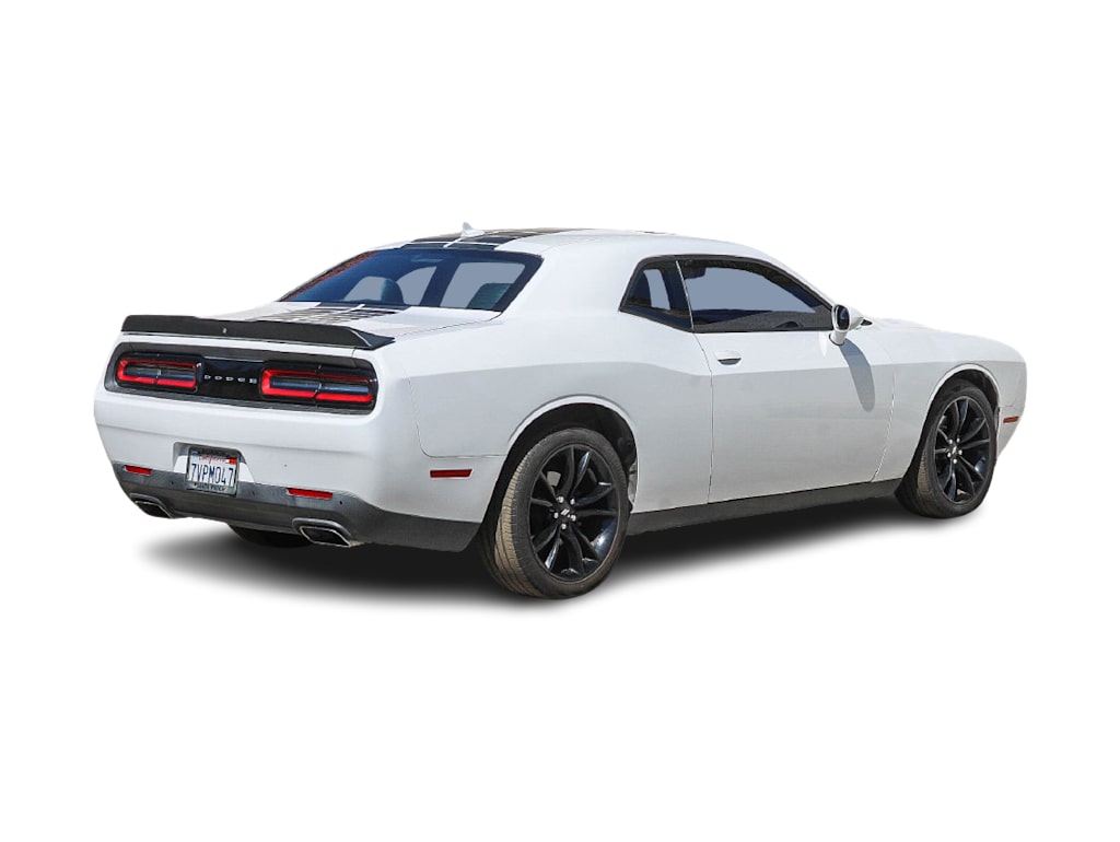 Thumbnail: 2016 Dodge Challenger - 9