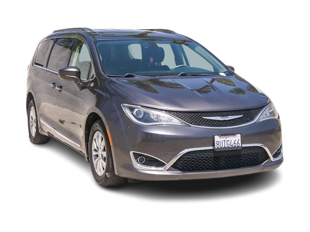 Thumbnail: 2019 Chrysler Pacifica - 7