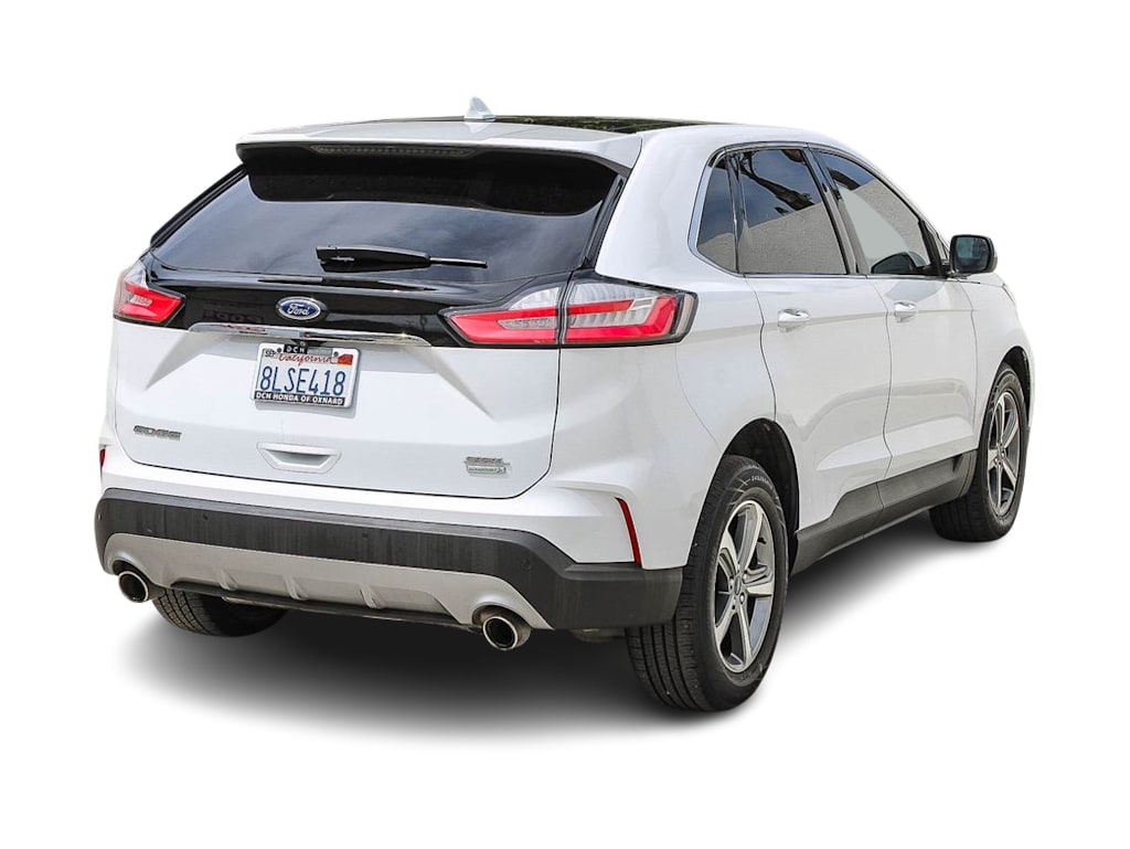 Thumbnail: 2019 Ford Edge - 18