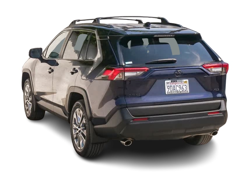 Thumbnail: 2022 Toyota RAV4 - 3
