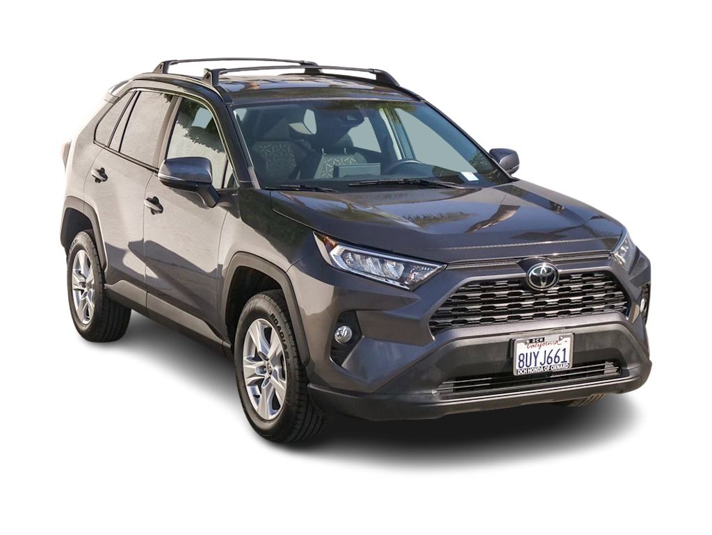 2021 Toyota RAV4 XLE 17