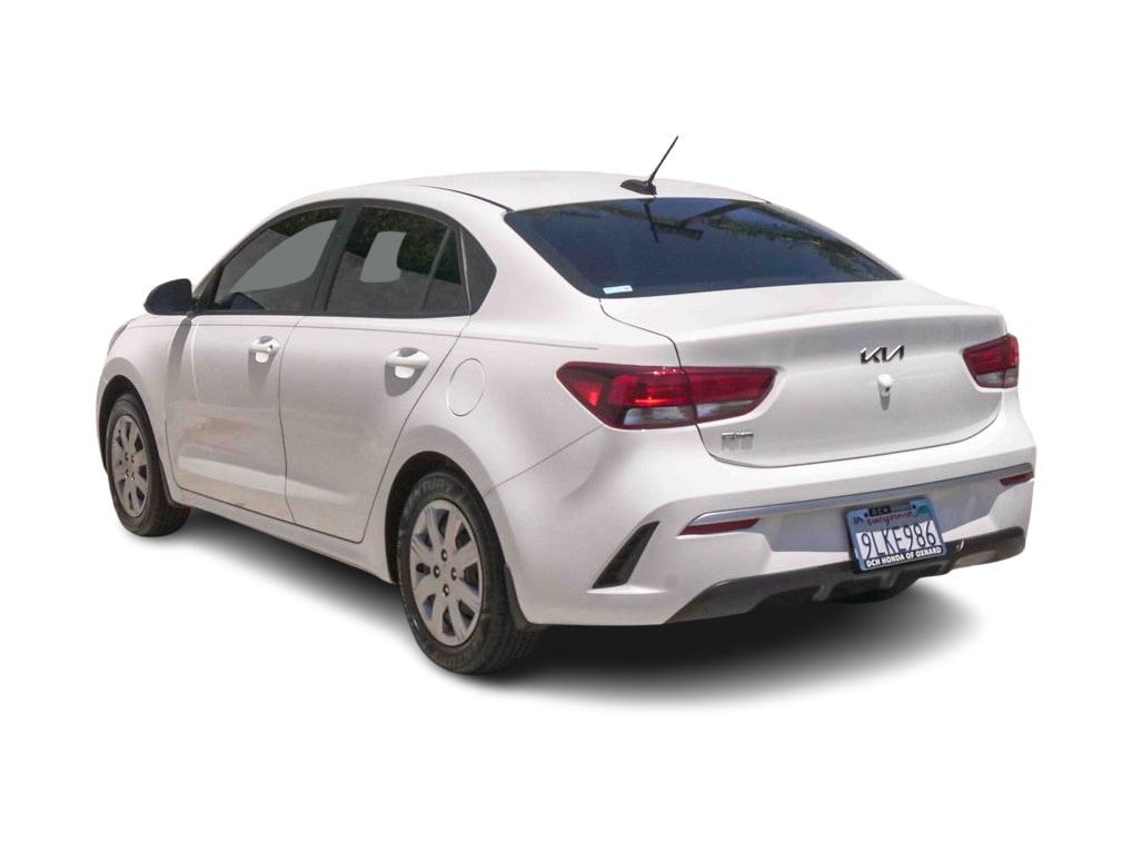 Thumbnail: 2023 Kia Rio - 3