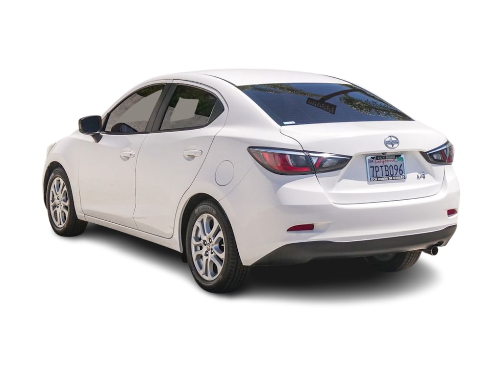 Thumbnail: 2016 Scion iA - 3