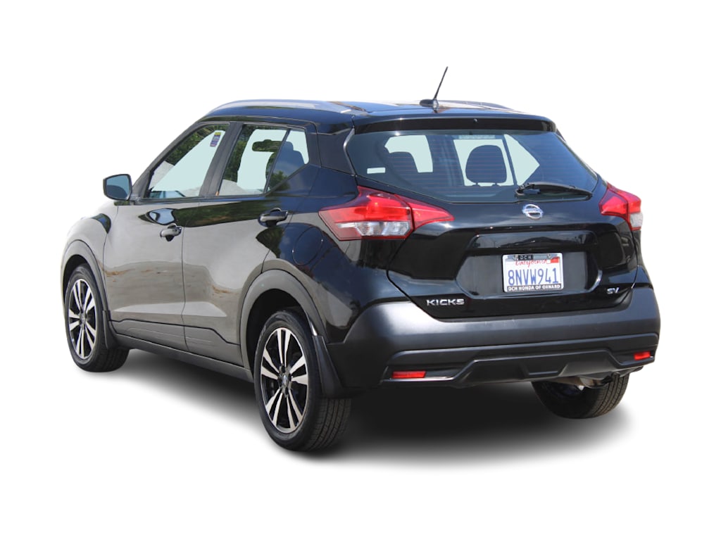 Thumbnail: 2019 Nissan Kicks - 3
