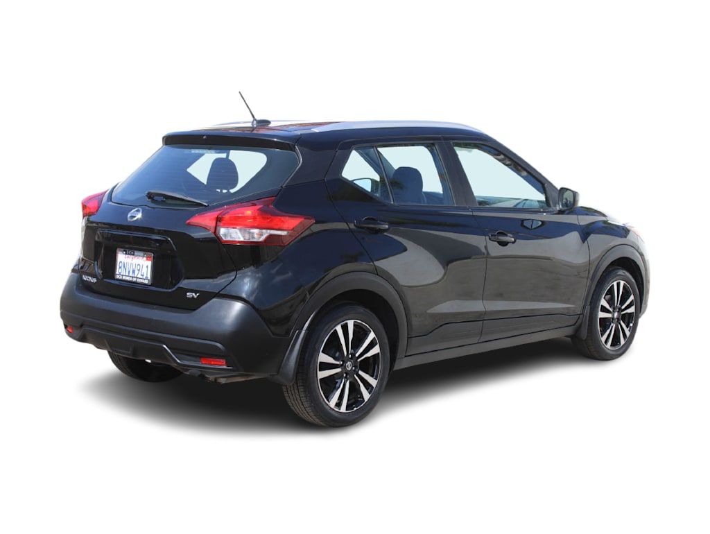 Thumbnail: 2019 Nissan Kicks - 19