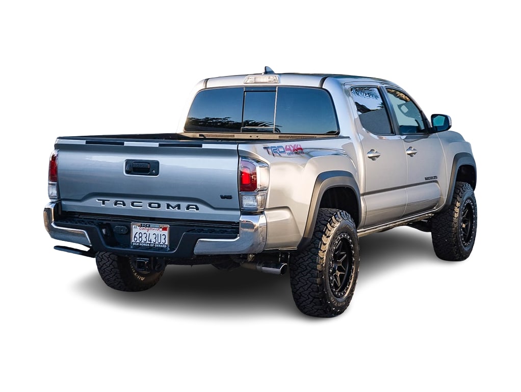 Thumbnail: 2023 Toyota Tacoma - 19