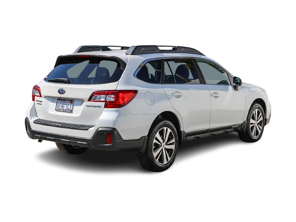 Thumbnail: 2018 Subaru Outback - 18