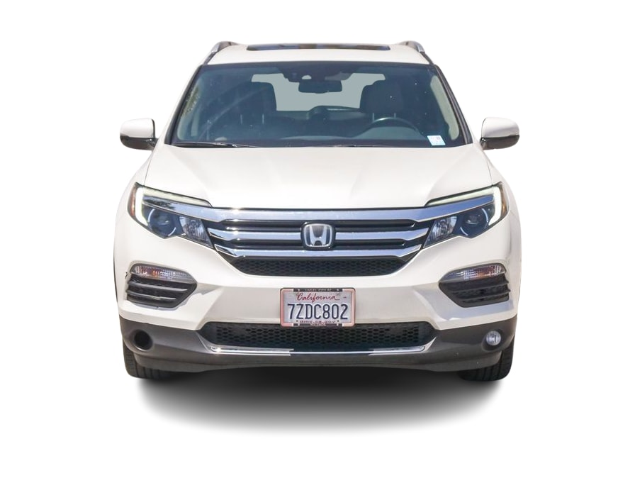 Thumbnail: 2017 Honda Pilot - 4