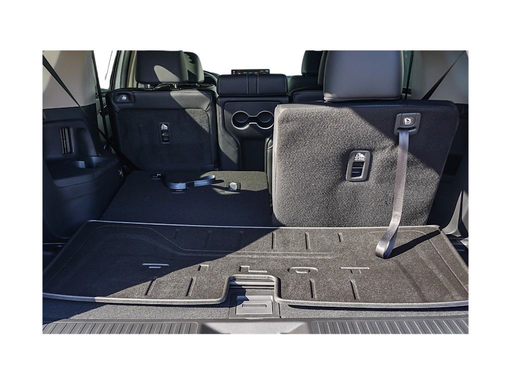 Thumbnail: 2026 Honda Pilot - 15