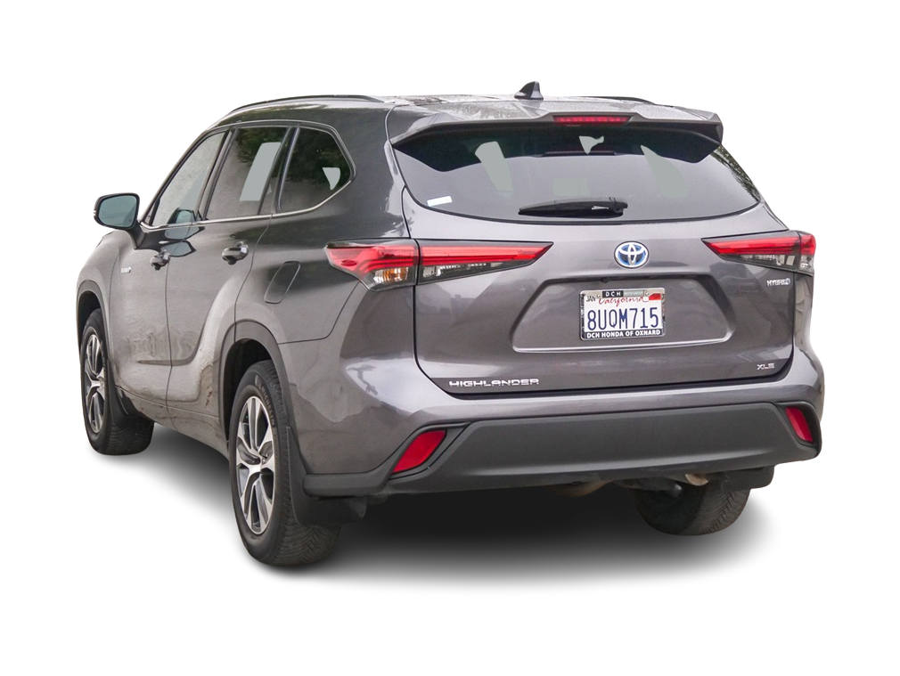 Thumbnail: 2021 Toyota Highlander - 3