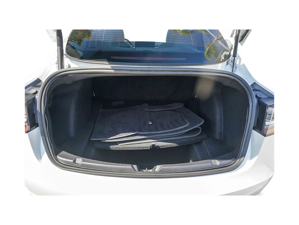 Thumbnail: 2022 Tesla Model 3 - 13